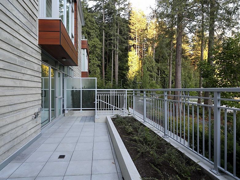 TH2 3355 Binning Road