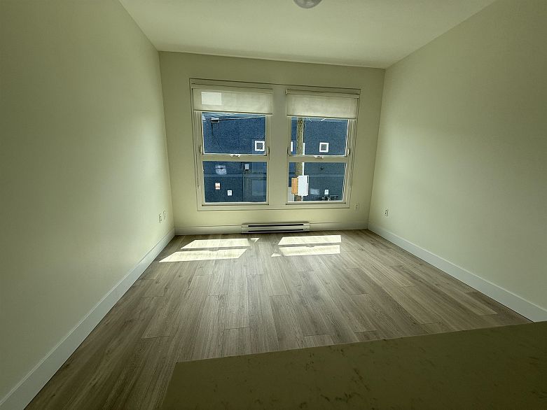 208 626 Alexander Street