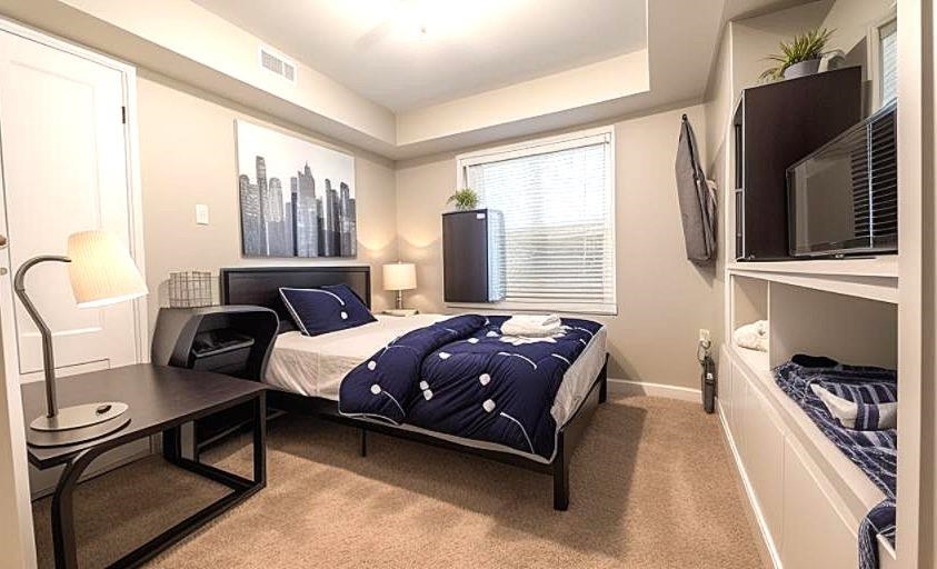 901 E Broadway Street