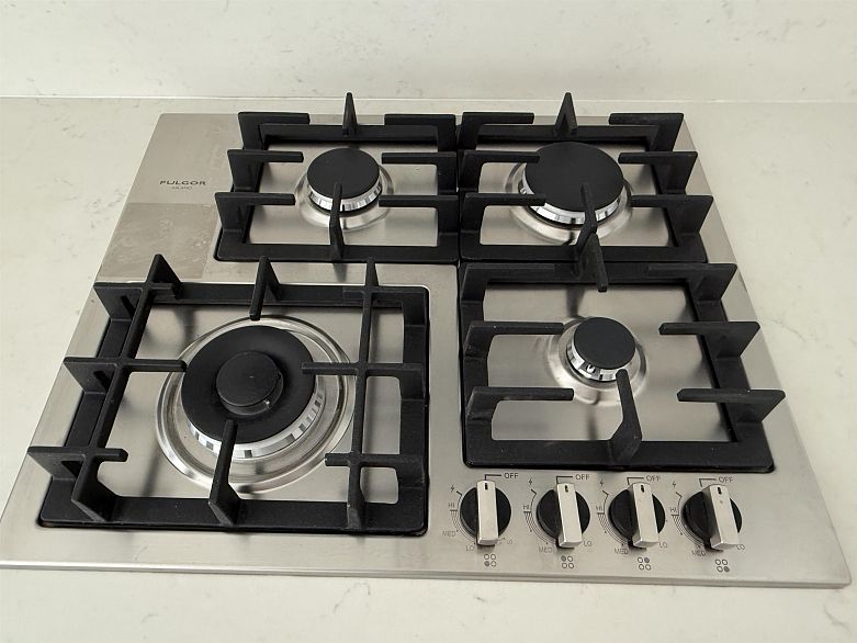 208 626 Alexander Street