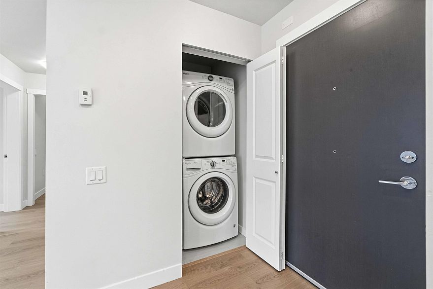 414 3289 Riverwalk Avenue