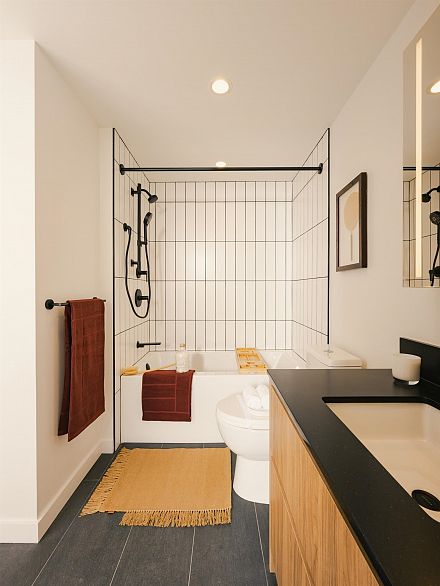 213 5060 James Street