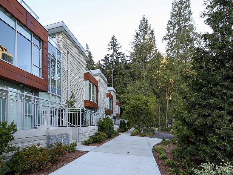 TH2 3355 Binning Road