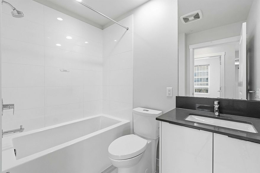 414 3289 Riverwalk Avenue