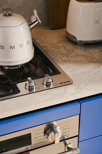 214 5060 James Street