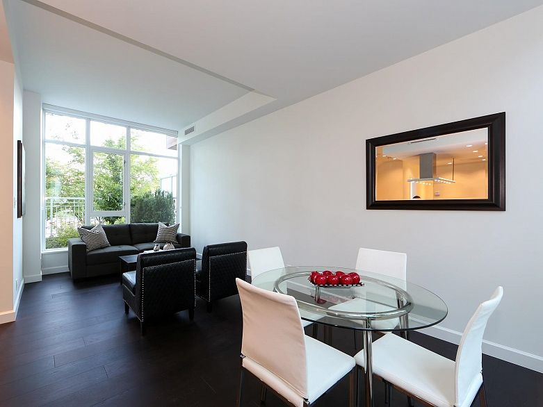 TH2 3355 Binning Road