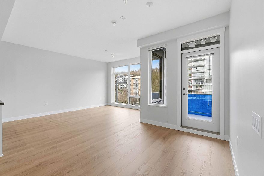 414 3289 Riverwalk Avenue