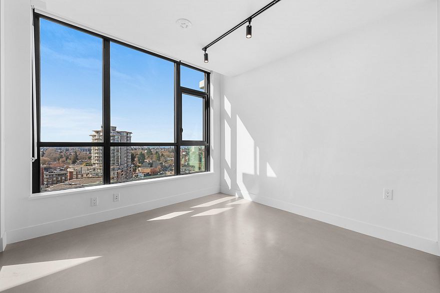 1105 3996 Dumfries Street