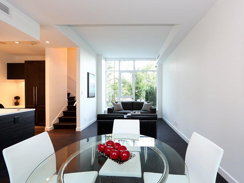 TH2 3355 Binning Road