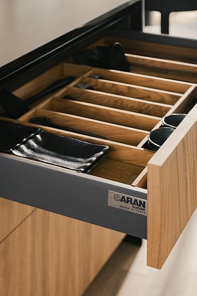 214 5060 James Street