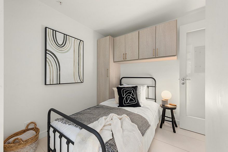 1109 1028 Barclay Street