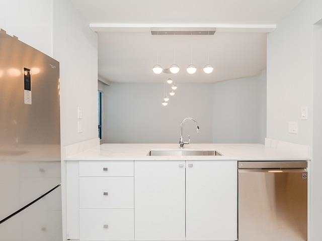 303 1415 W Georgia Street