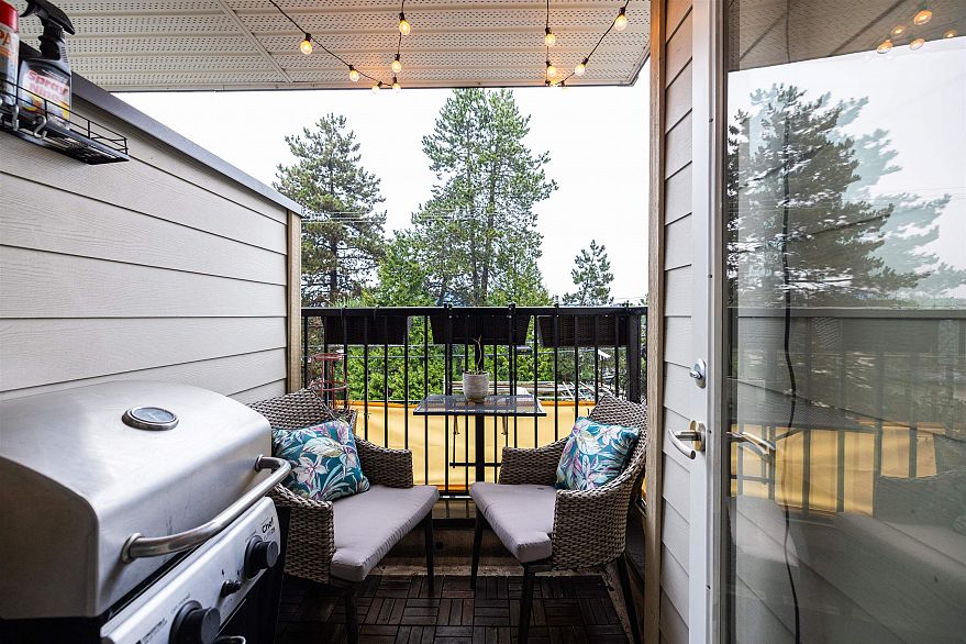 312 1239 Kingsway Street