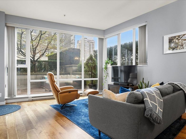 101 550 Pacific Street