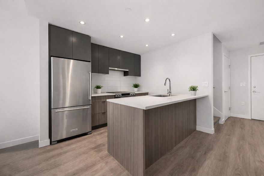 506 3430 E Kent Avenue South