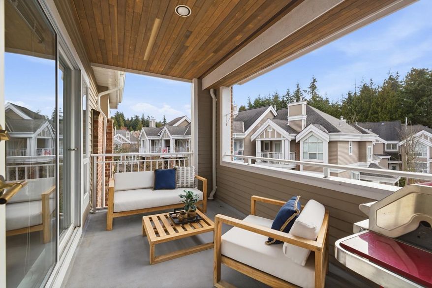 207 5760 Hampton Place