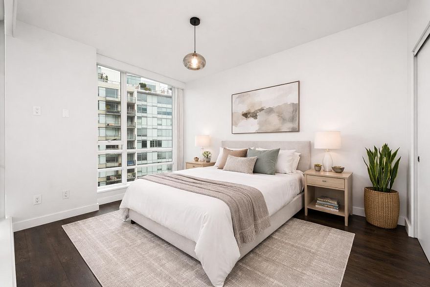 1726 1618 Quebec Street