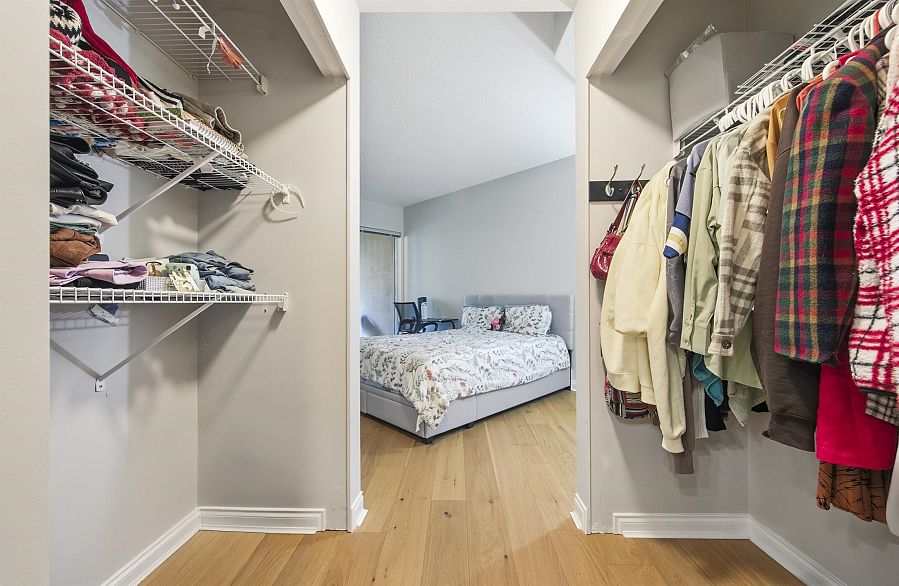 105 5735 Hampton Place