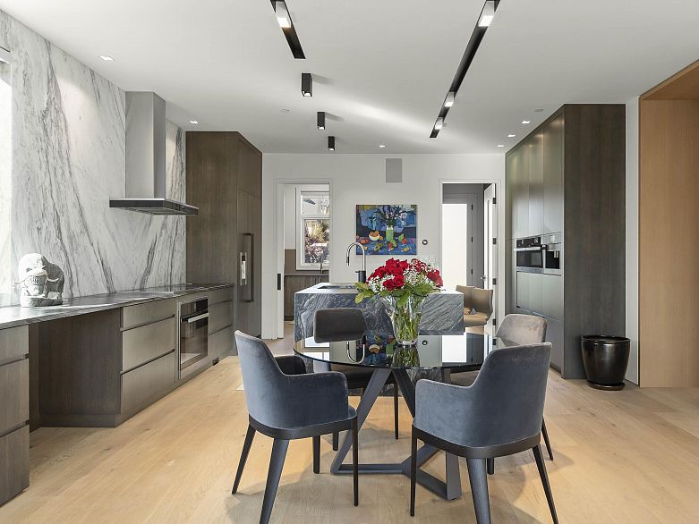 6021 Collingwood Place