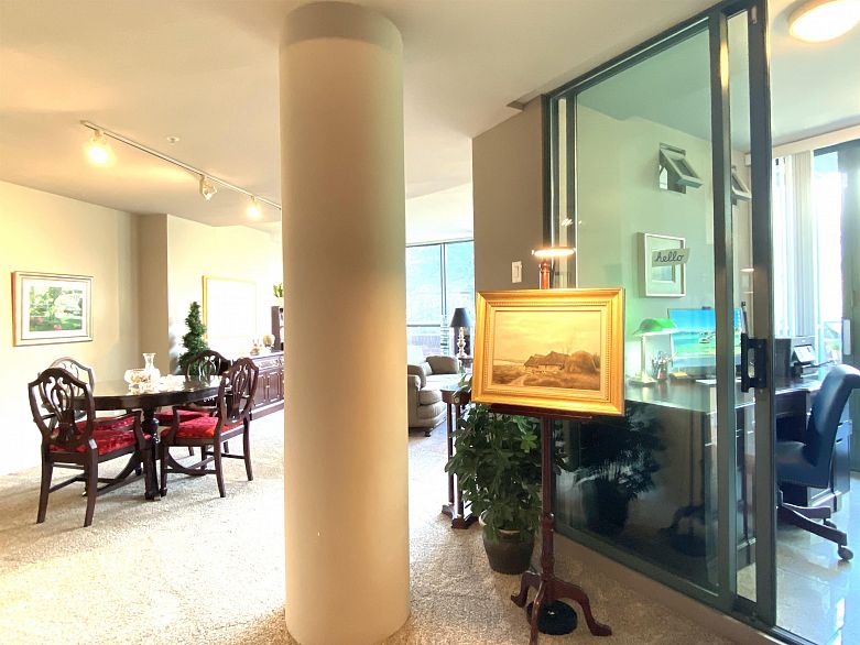 301 1888 Alberni Street