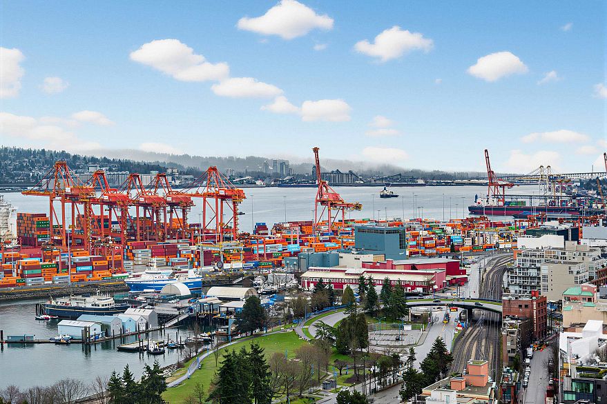 2702 108 W Cordova Street