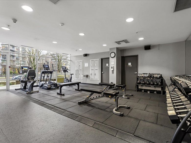 101 550 Pacific Street