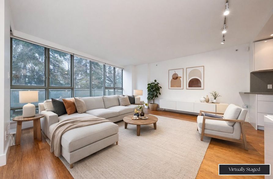 301 930 Cambie Street