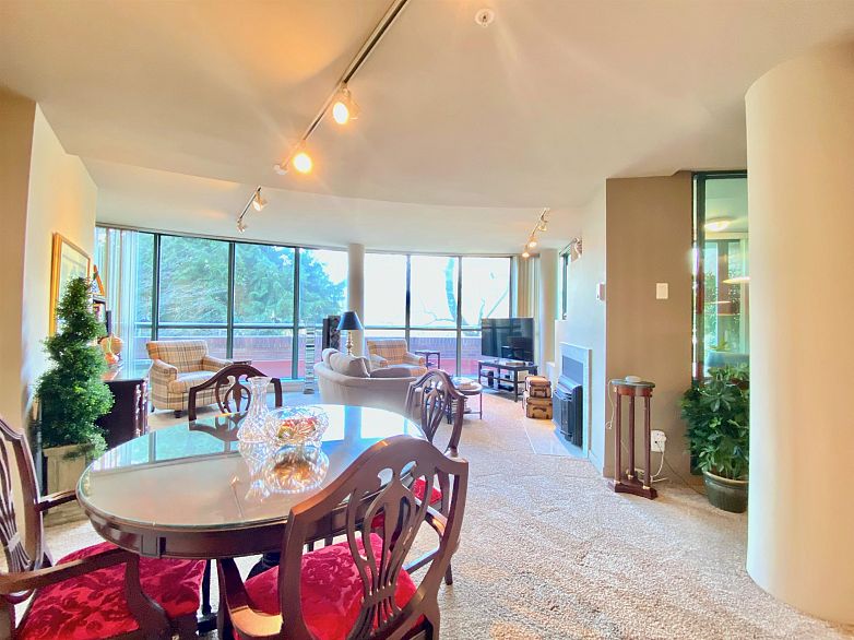 301 1888 Alberni Street