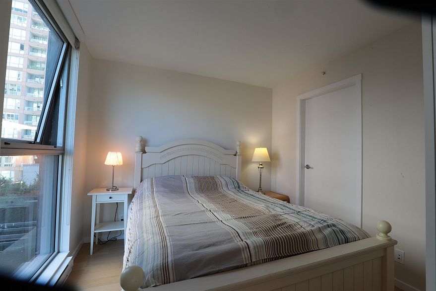 908 999 Seymour Street