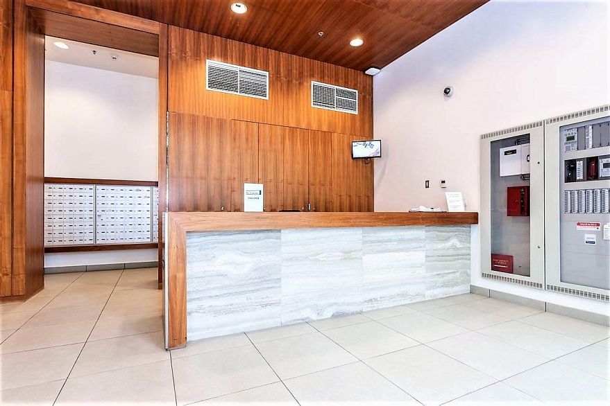 3101 668 Citadel Parade