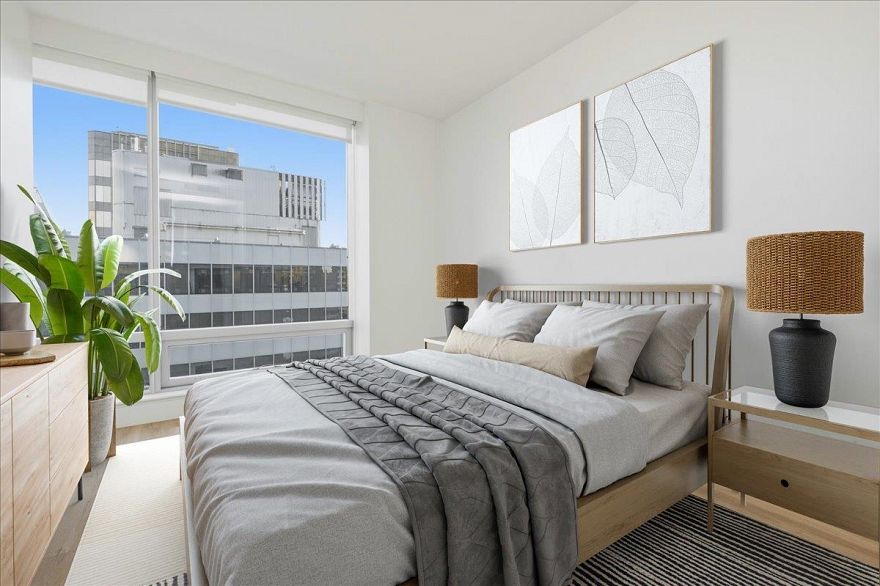 2206 1111 Alberni Street