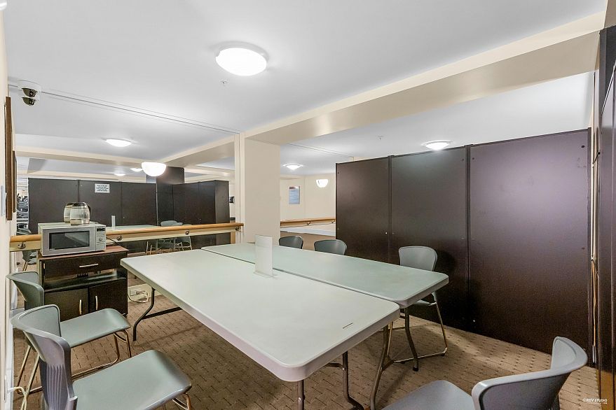 609 4685 Valley Drive