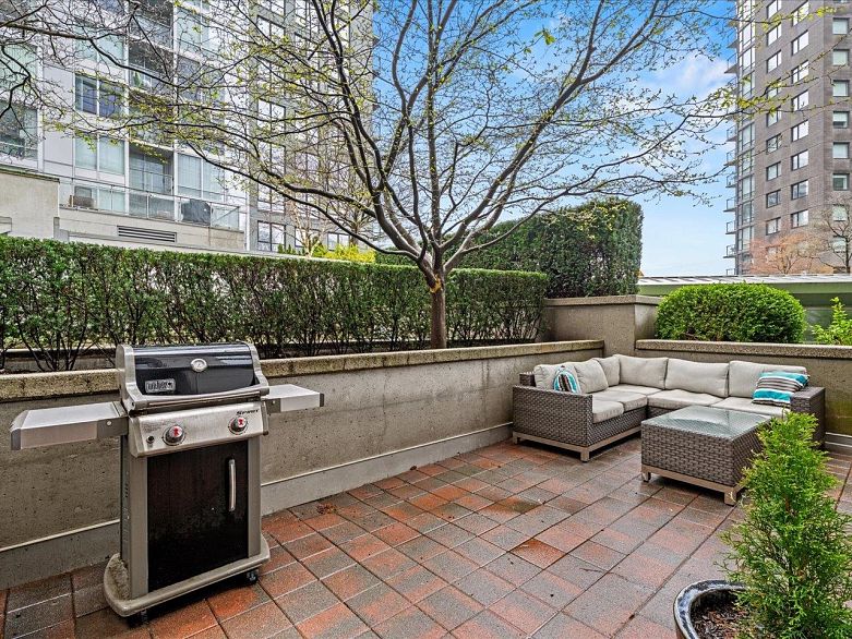 101 550 Pacific Street