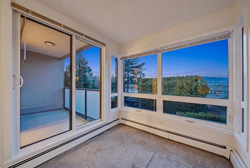 207 3663 W 16 Avenue