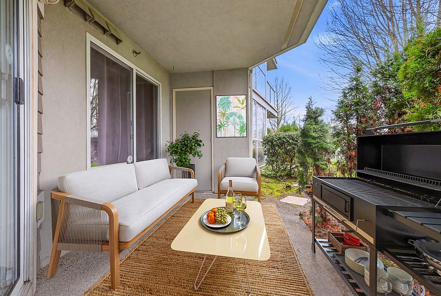 101 8460 Jellicoe Street