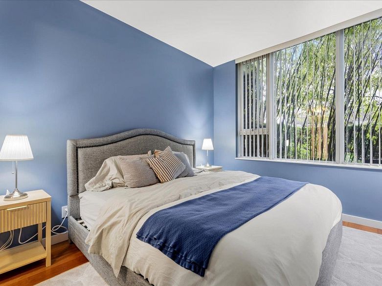 101 550 Pacific Street