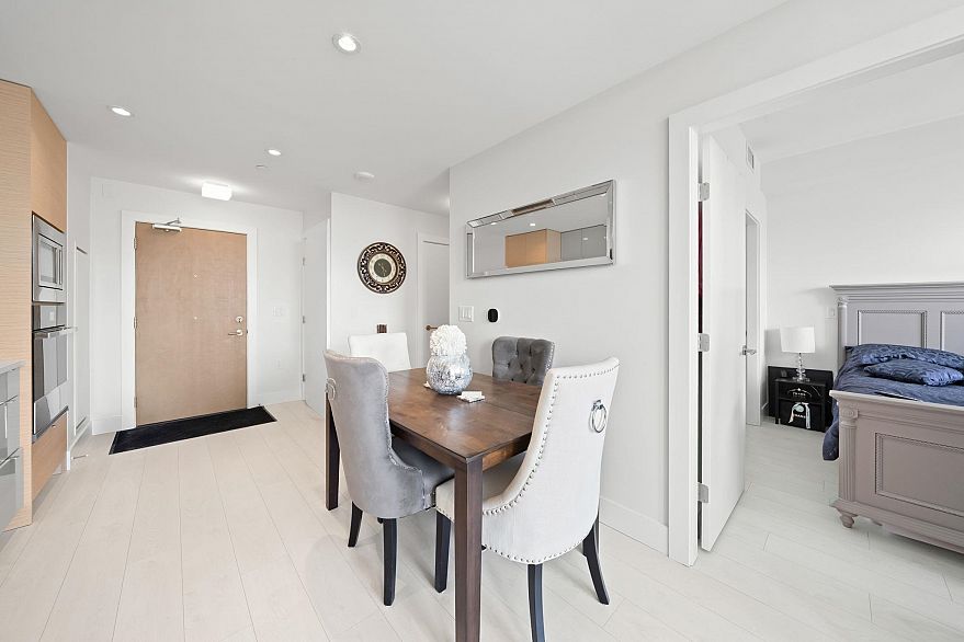 2201 3438 Sawmill Crescent