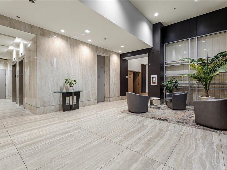 101 550 Pacific Street