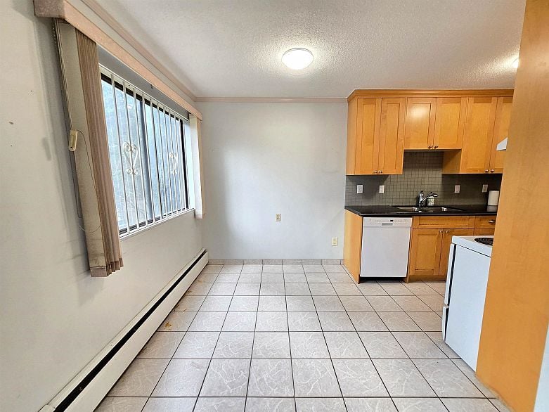 207 350 E 5th Avenue