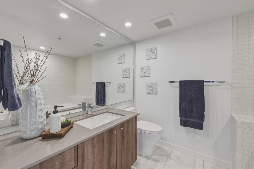 404 2768 Cranberry Drive