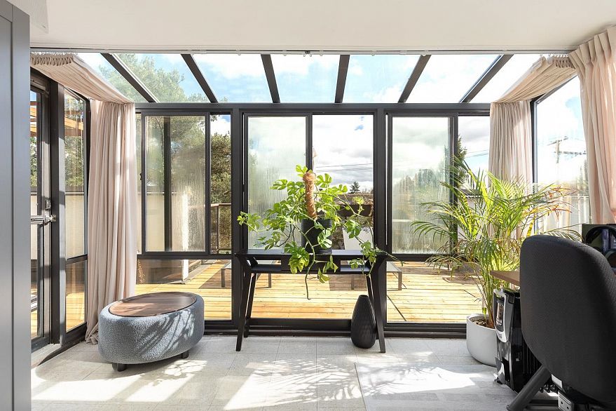 408 2222 Prince Edward Street