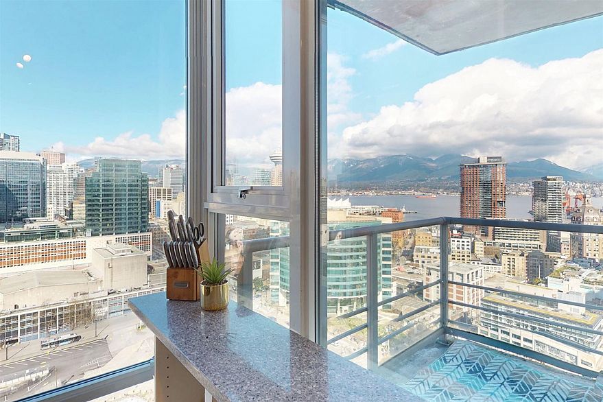 3101 668 Citadel Parade