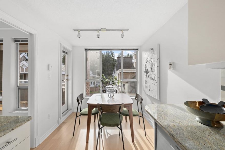 207 5760 Hampton Place