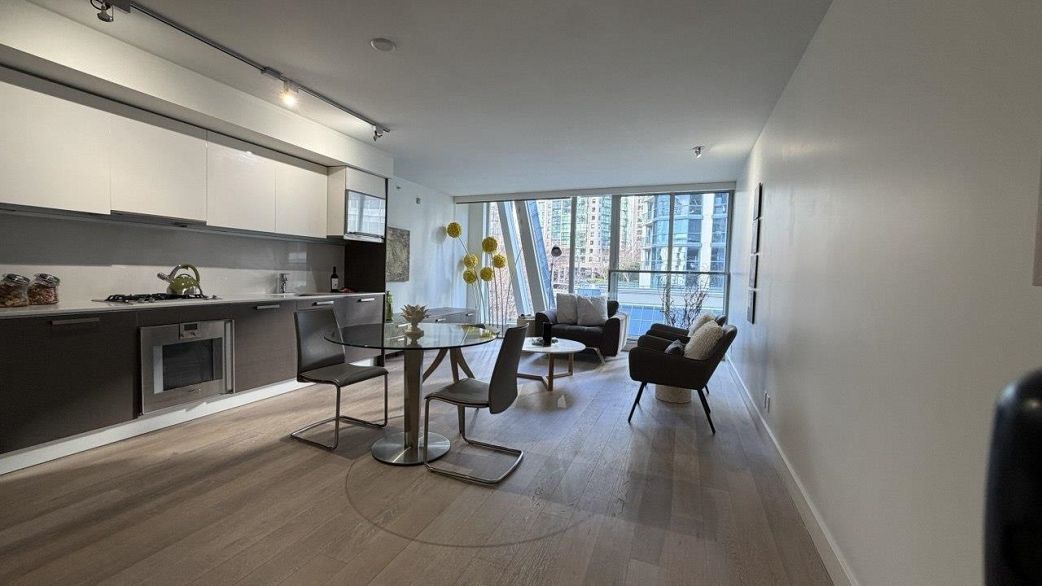 508 1477 W Pender Street