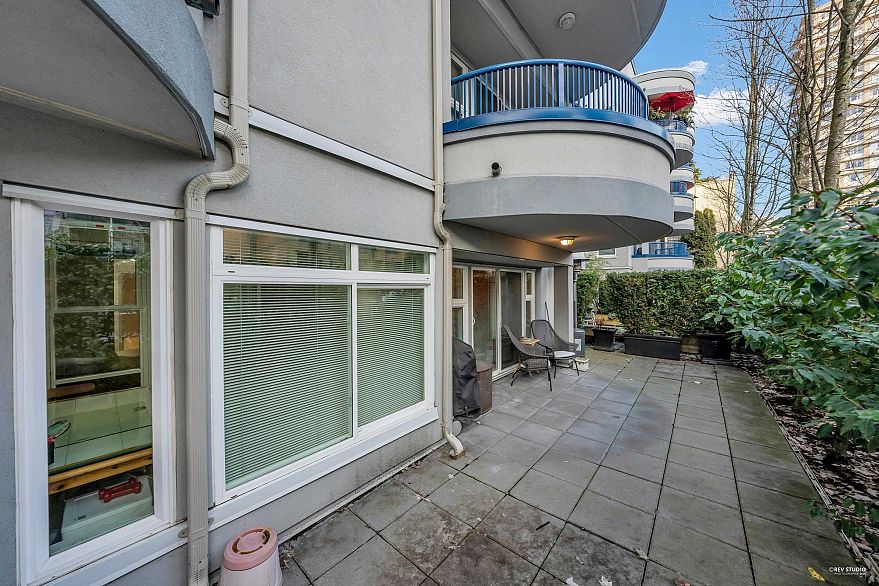 101 1924 Comox Street