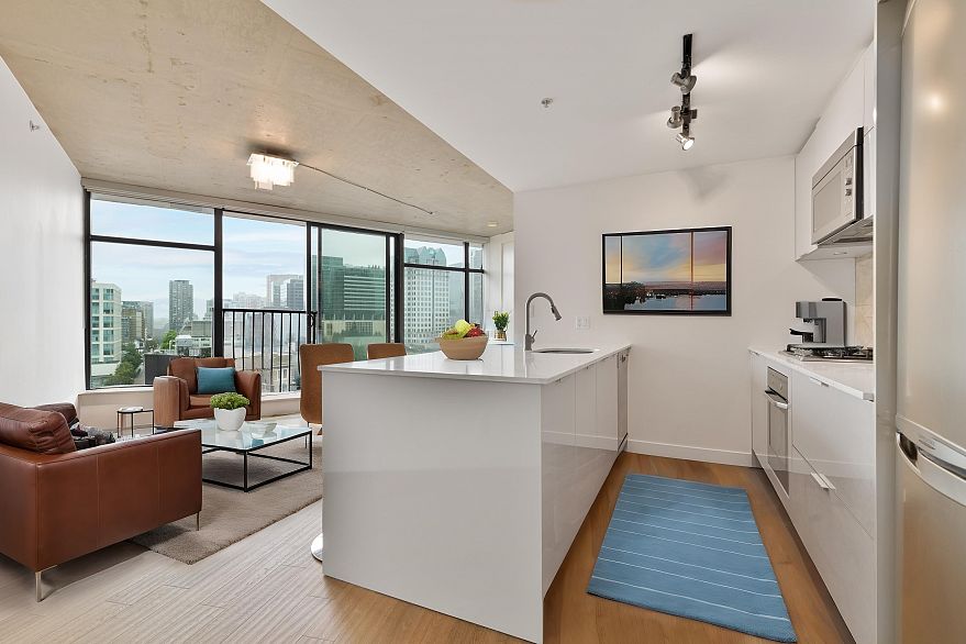 1808 128 W Cordova Street