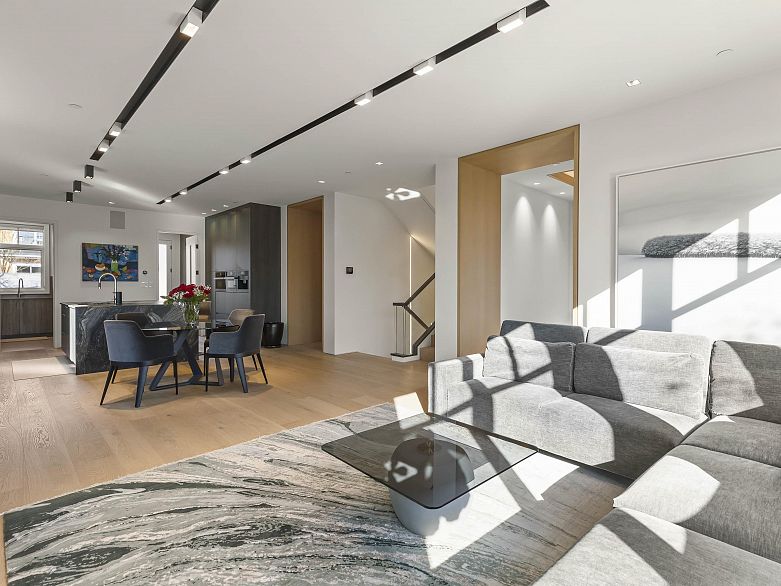 6021 Collingwood Place