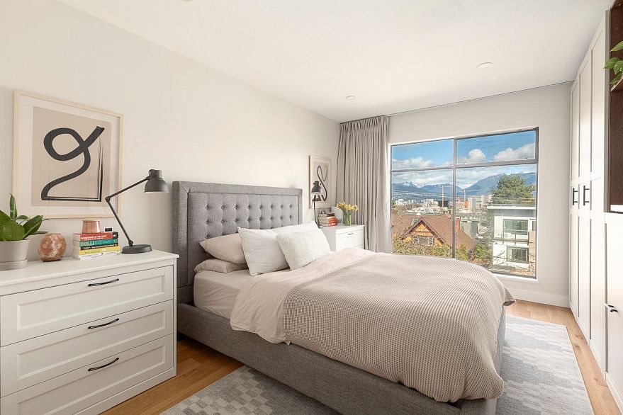 408 2222 Prince Edward Street