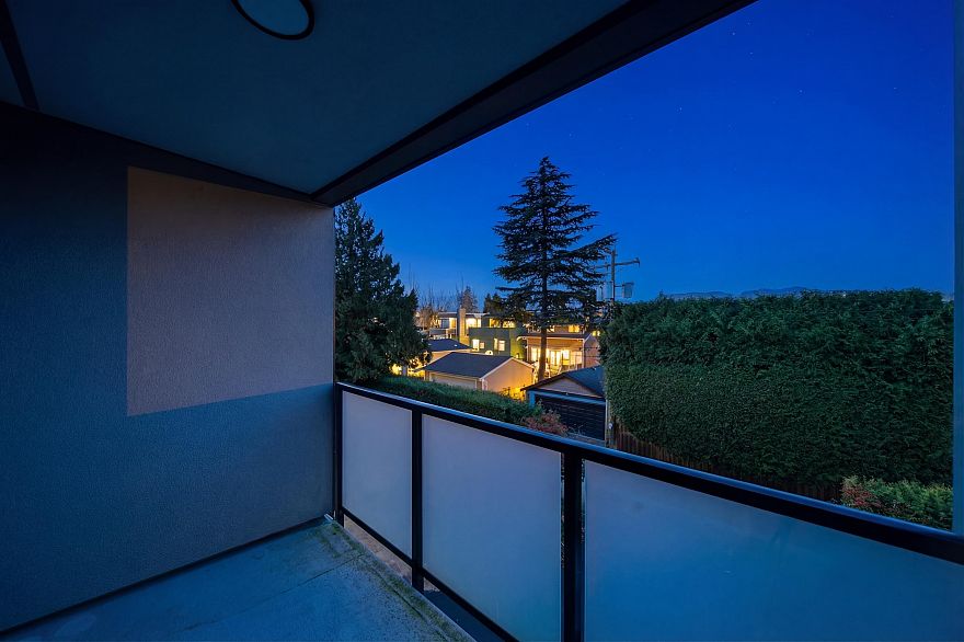 207 3663 W 16 Avenue