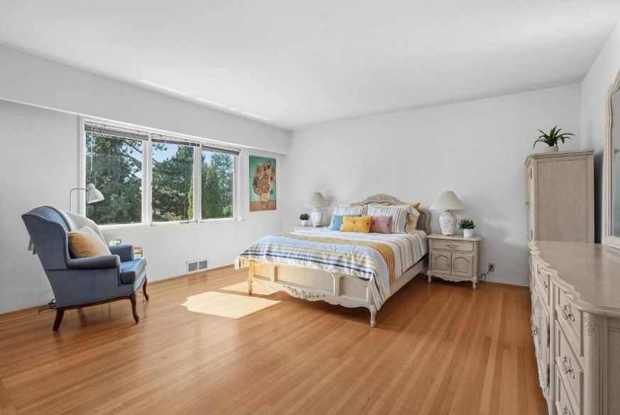 6034 Collingwood Place